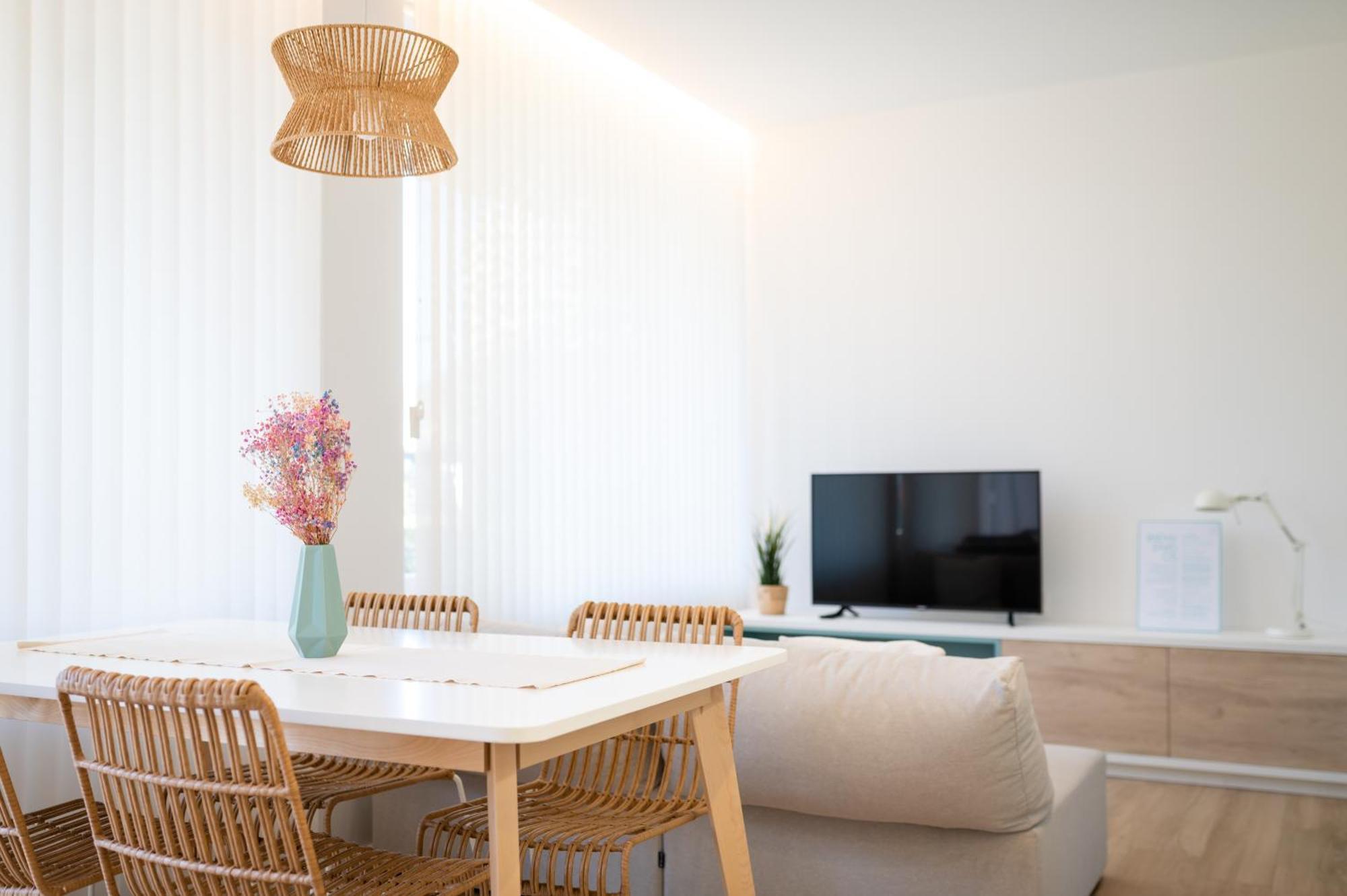 Apartamentos Benicasim - La Casa Encendida Benicàssim Esterno foto